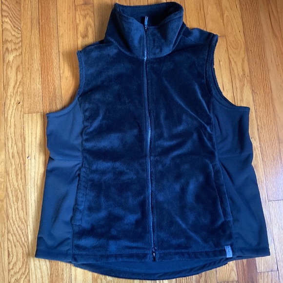 LLBean LONG VEST in luxe fleece—EUC! - Picture 3 of 13